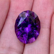 16.46 ct, Amethyst, Uruguay, Top Quality, Red Flash, Oval, Flawless