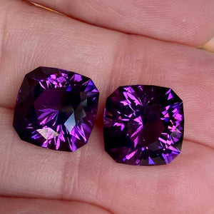 14.81 ctw Amethyst Matched Pair, Uruguay, Top Color, Flawless, Red Flash