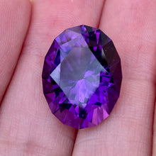 16.46 ct, Amethyst, Uruguay, Top Quality, Red Flash, Oval, Flawless