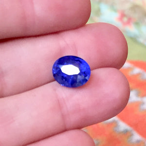 Ceylon Sapphire, 6 ct. Royal Blue, Lab Certified, Oval Cut