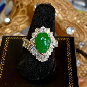 Jadeite Ring, Imperial Green 4.0 ct. Burma, Diamonds VVS-D to E, 2.25 ctw. Platinum, Mid-Century  